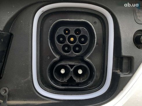 Hyundai Kona Electric 2021 - фото 13