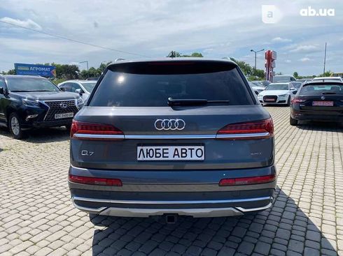 Audi Q7 2020 - фото 6