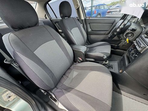 Opel Astra 2007 - фото 26