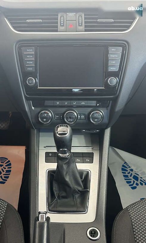 Skoda Octavia 2013 - фото 12