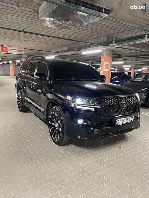 Toyota Land Cruiser 2020 - фото 17