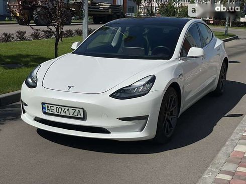 Tesla Model 3 2019 - фото 2