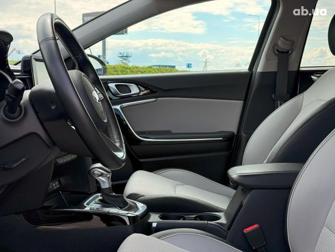 Kia Cee'd 2019 белый - фото 18