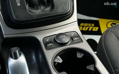 Ford Kuga 2016 - фото 17