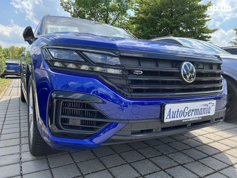 Volkswagen Touareg R 2022 - фото 2