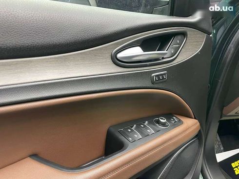 Alfa Romeo Stelvio 2021 - фото 7