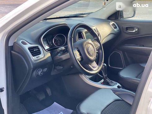 Jeep Compass 2019 - фото 19