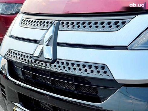 Mitsubishi Outlander 2018 - фото 8