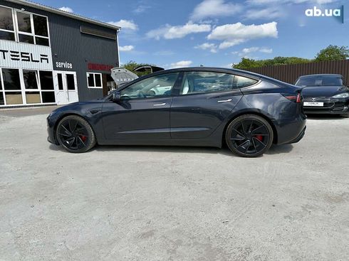 Tesla Model 3 2024 - фото 28