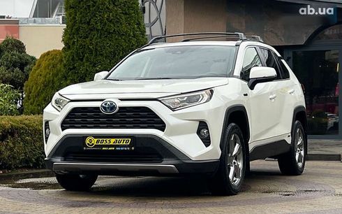 Toyota RAV4 2021 - фото 3