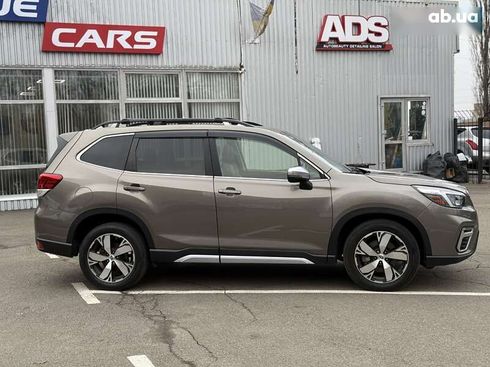 Subaru Forester 2020 - фото 2