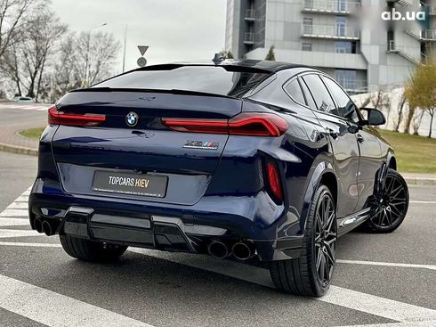 BMW X6 M 2022 - фото 19