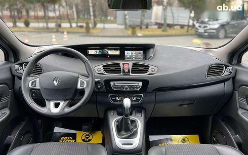 Renault Scenic 2011 - фото 15