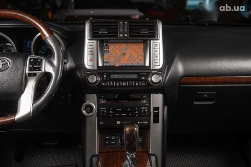 Toyota Land Cruiser Prado 2010 - фото 16