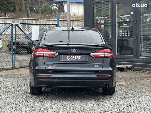 Ford Fusion 2020 - фото 8