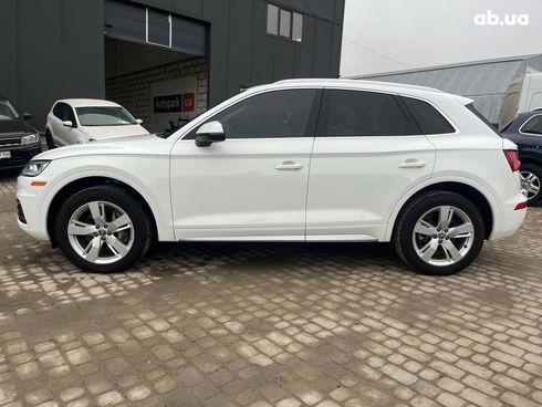 Audi Q5 2018 белый - фото 9