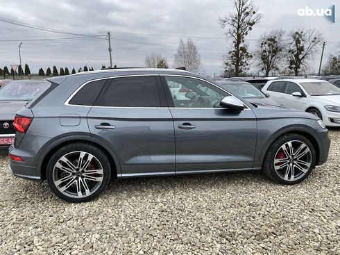 Audi SQ5 2017 - фото 19