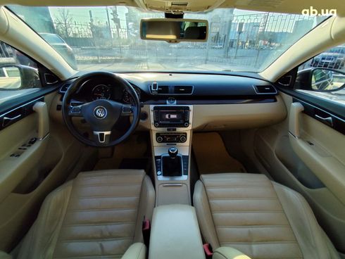 Volkswagen Passat 2011 коричневый - фото 26