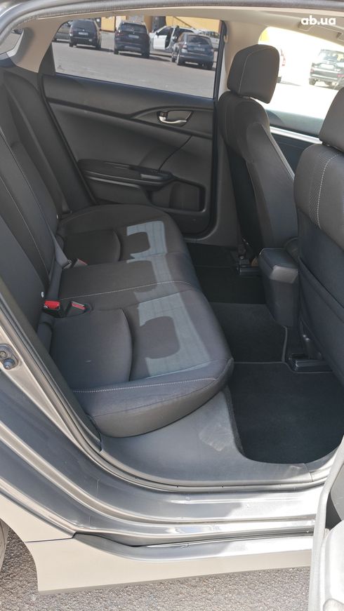 Honda Civic 2018 серый - фото 5