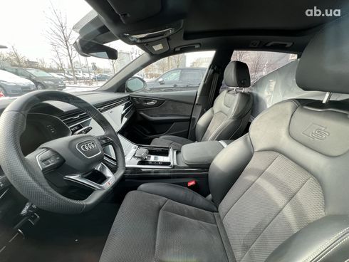 Audi Q8 2021 - фото 11