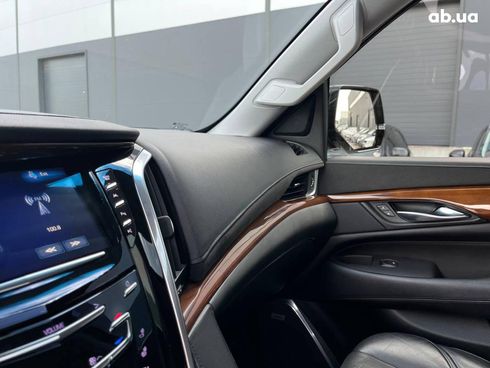 Cadillac Escalade 2017 черный - фото 32