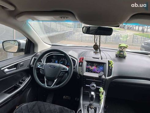 Ford Edge 2016 - фото 19