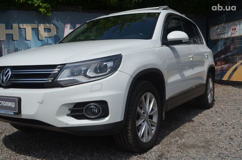 Volkswagen Tiguan 2015 белый - фото 2