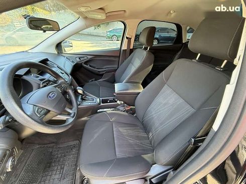 Ford Focus 2018 - фото 11