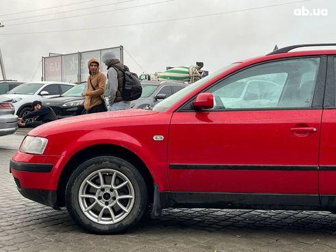 Volkswagen passat b5 2000 красный - фото 3