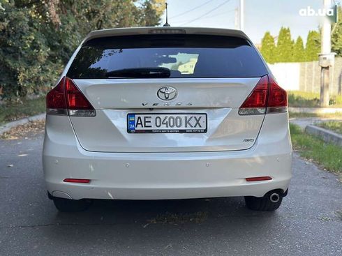 Toyota Venza 2011 - фото 15