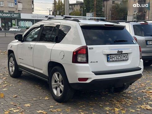 Jeep Compass 2016 - фото 10