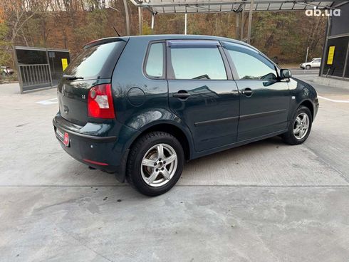 Volkswagen Polo 2004 зеленый - фото 6