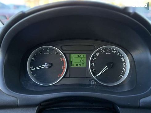 Skoda Fabia 2008 - фото 19