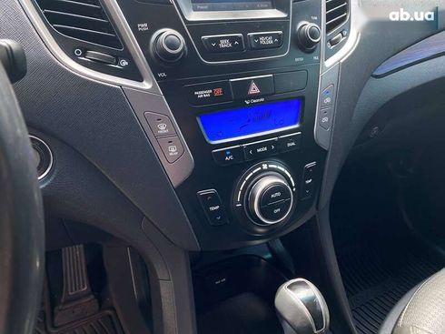 Hyundai Santa Fe 2012 - фото 18