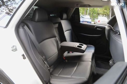 Subaru Outback 2018 - фото 10