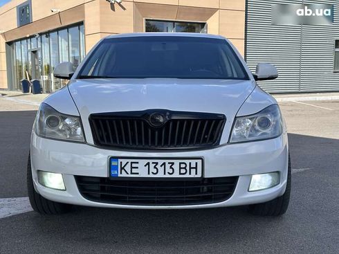 Skoda Octavia 2012 - фото 5