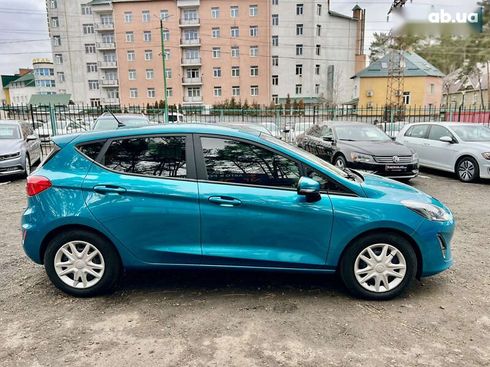 Ford Fiesta 2018 - фото 6