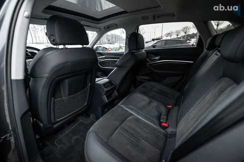 Audi E-Tron 2021 - фото 18