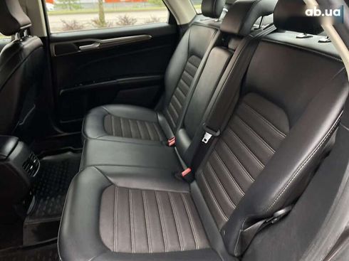 Ford Fusion 2017 - фото 21