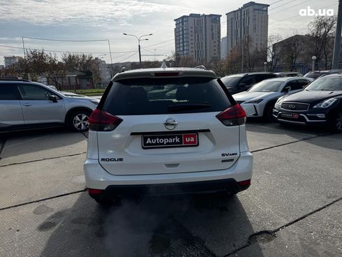 Nissan Rogue 2017 белый - фото 6