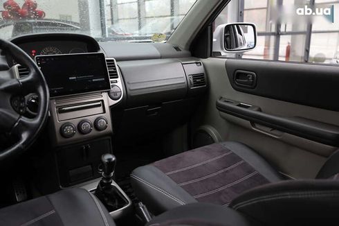 Nissan X-Trail 2004 - фото 11