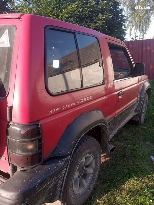 Mitsubishi Pajero 1997 красный - фото 4