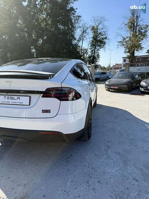 Tesla Model X 2022 - фото 17