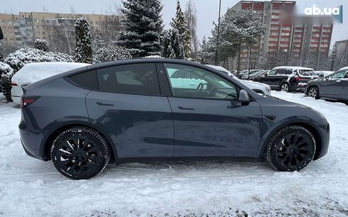 Tesla Model Y 2023 - фото 8
