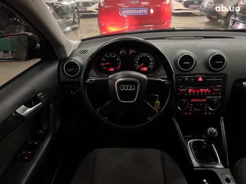Audi A3 2006 черный - фото 16