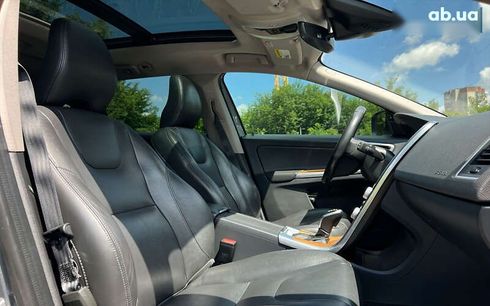 Volvo XC60 2017 - фото 9