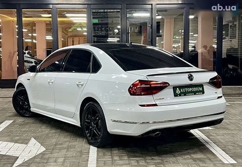 Volkswagen Passat 2018 - фото 15