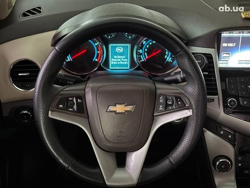 Chevrolet Cruze 2012 белый - фото 17