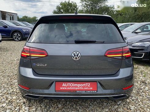 Volkswagen e-Golf 2020 - фото 23