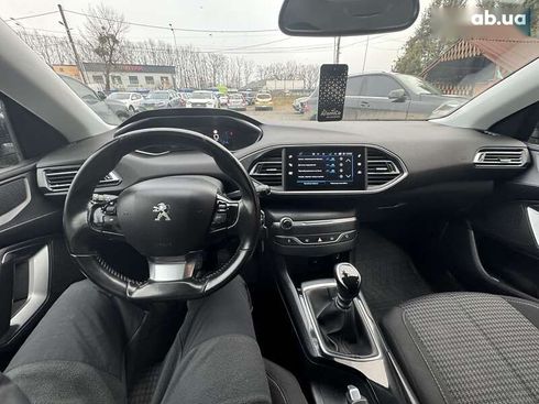 Peugeot 308 2020 - фото 25